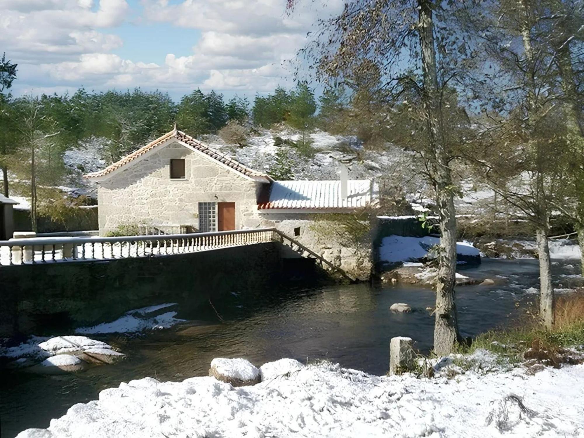 Charming Villa In Segoes With A Private Pool Buitenkant foto